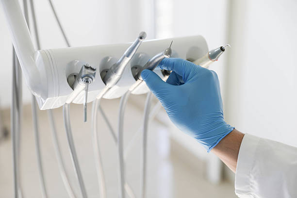 Professional Dental Crowns And Bridges technician working in Santa Clara, NM